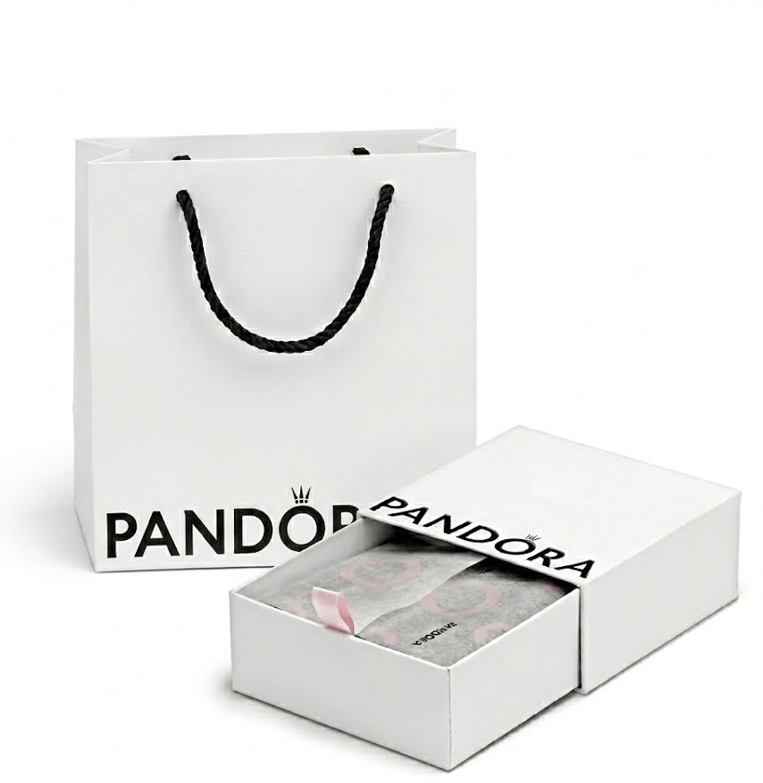 Collar Corazón en Relieve